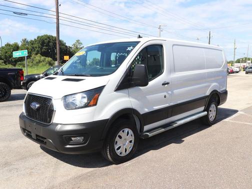 Oxford White 2025 Ford Transit-250 Base