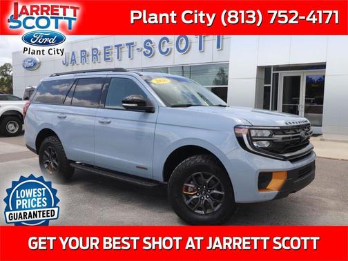 Glacier Gray Metallic Tri-Coat 2026 Ford Expedition Tremor