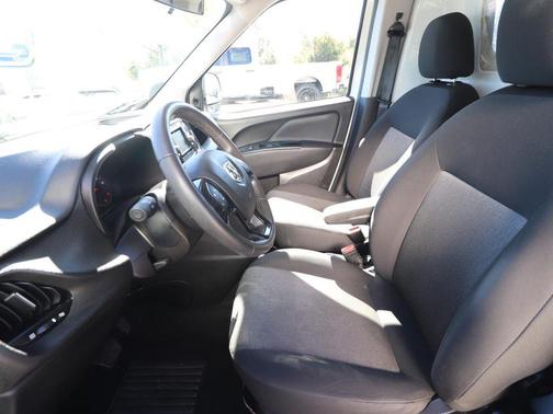 2022 RAM ProMaster City Tradesman