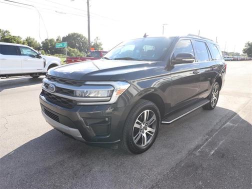 2022 Ford Expedition XLT