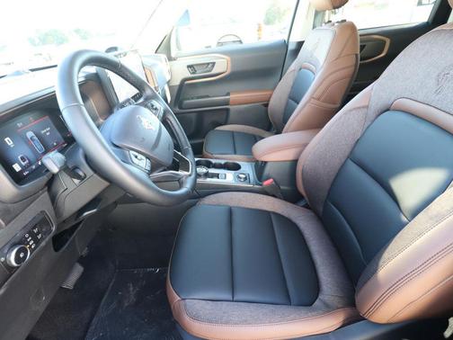 Azure Gray Metallic Tri-Coat 2026 Ford Bronco Sport Outer Banks