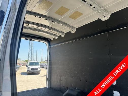 2022 Ford Transit-250 Base