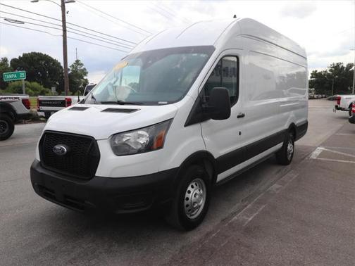 2022 Ford Transit-250 Base