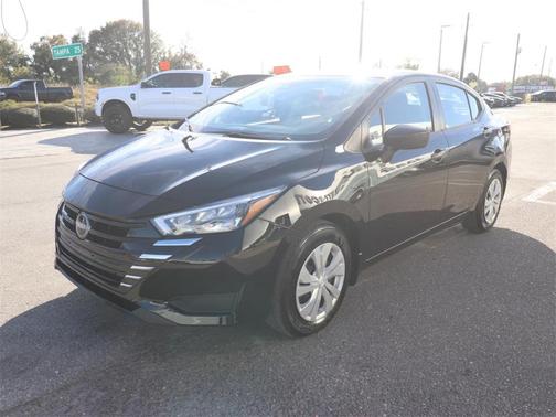 2025 Nissan Versa 1.6 S