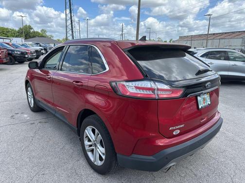 Rapid Red Metallic Tinted Clearcoat 2020 Ford Edge SEL