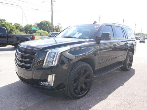 2019 Cadillac Escalade Luxury