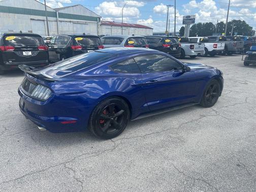 Deep Impact Blue Metallic 2016 Ford Mustang V6