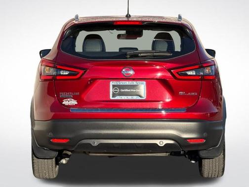 2022 Nissan Rogue Sport SL