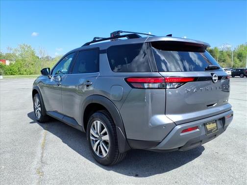 Gun Metallic 2026 Nissan Pathfinder SL