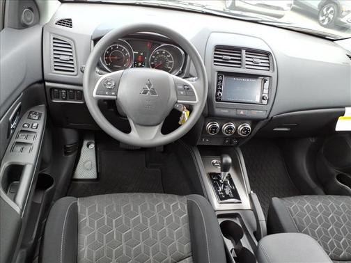 2025 Mitsubishi Outlander Sport ES