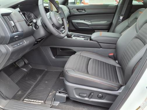 2025 Nissan Pathfinder Rock Creek
