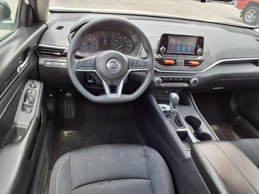 2022 Nissan Altima 2.5 S