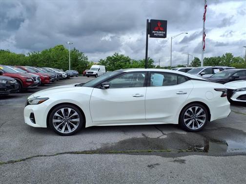 2023 Nissan Maxima Platinum