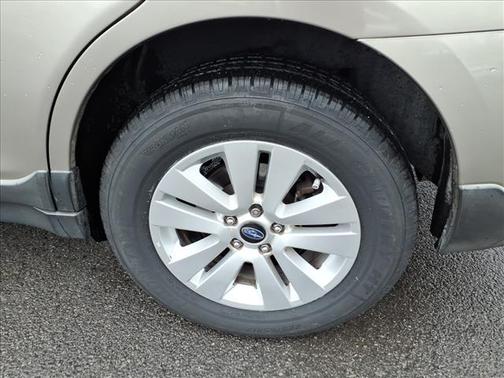 Tungsten Metallic 2016 Subaru Outback 2.5i Premium
