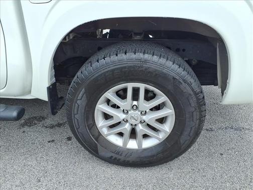 2022 Nissan Frontier S