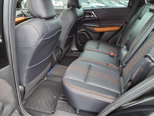 2023 Mitsubishi Outlander PHEV 40th Anniversary