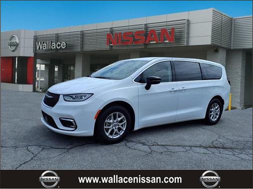 2024 Chrysler Pacifica Touring-L