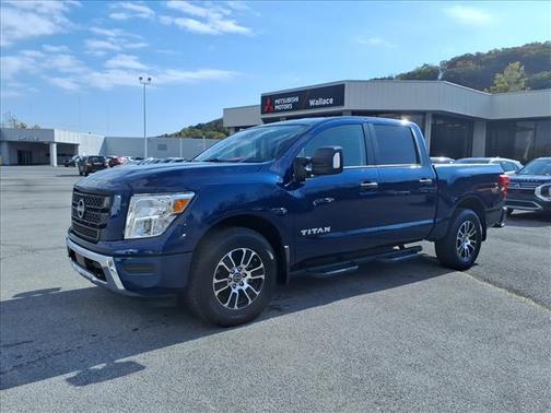 2024 Nissan Titan SV