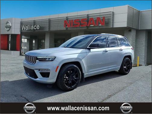 2022 Jeep Grand Cherokee Summit