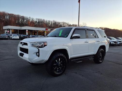 2018 Toyota 4Runner SR5