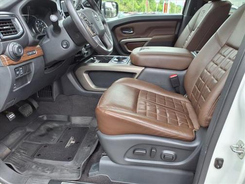 2023 Nissan Titan Platinum Reserve