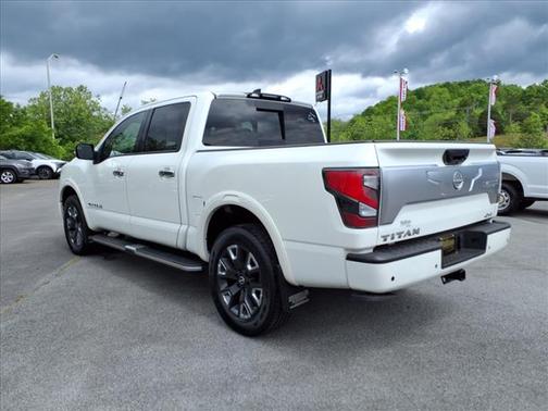 2023 Nissan Titan Platinum Reserve