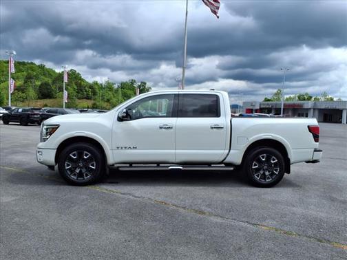 2023 Nissan Titan Platinum Reserve
