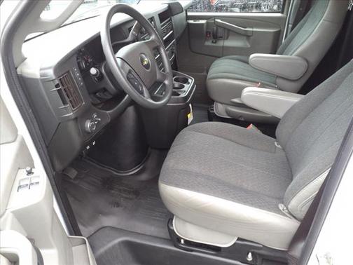 2022 Chevrolet Express 2500 Work Van