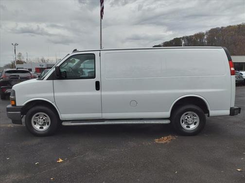 2022 Chevrolet Express 2500 Work Van