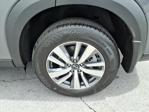 Gun Metallic 2026 Nissan Pathfinder SL