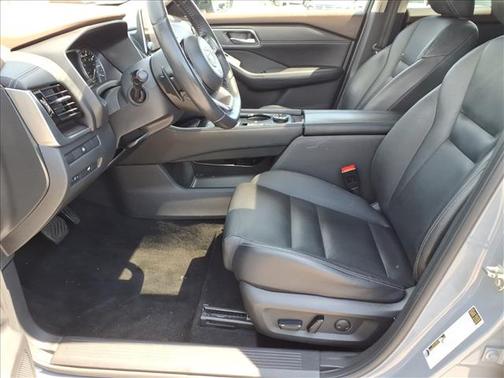 Solid Gray / Black 2021 Nissan Rogue SL