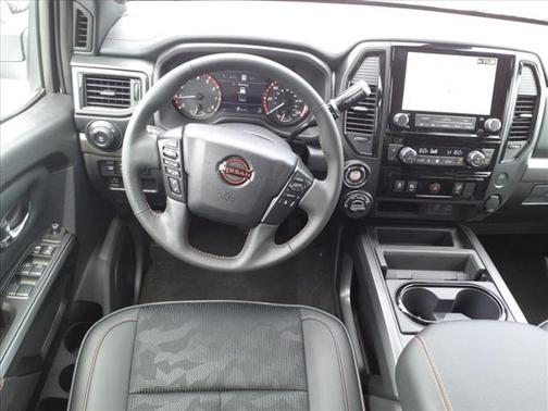 2024 Nissan Titan PRO-4X