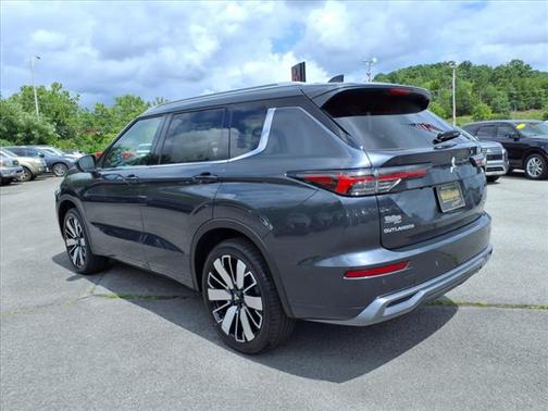 2025 Mitsubishi Outlander SEL