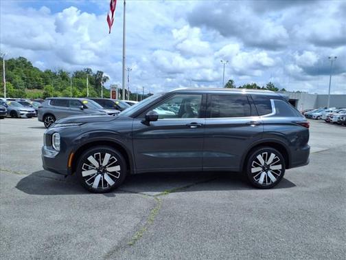 2025 Mitsubishi Outlander SEL