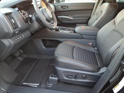 2025 Nissan Pathfinder Rock Creek