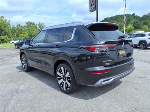 2025 Mitsubishi Outlander SEL