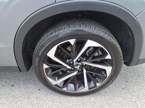 2024 Mitsubishi Outlander SE Black Edition