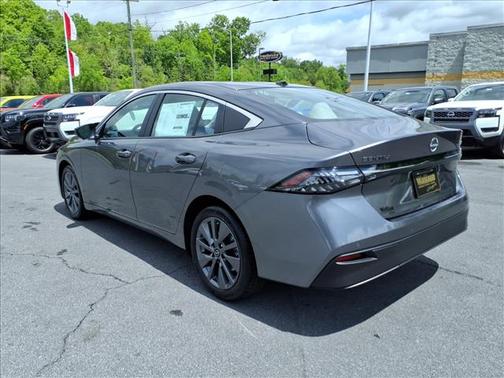 Gun Metallic 2026 Nissan Sentra SL