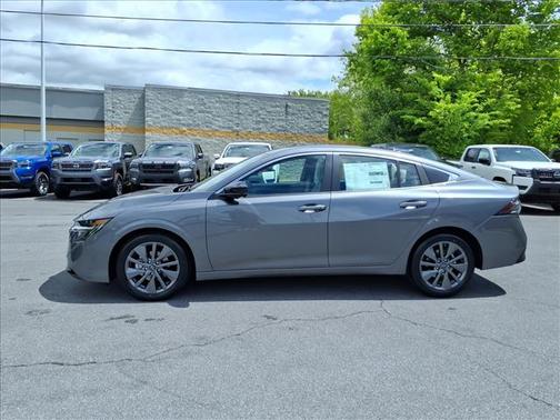 Gun Metallic 2026 Nissan Sentra SL
