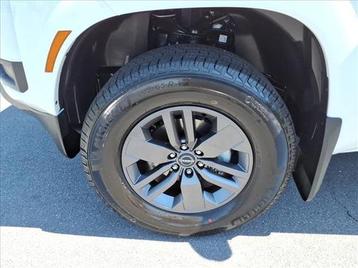 Glacier White 2026 Nissan Frontier SV