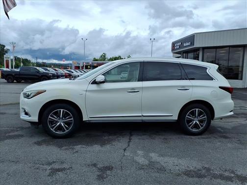 Majestic White 2016 INFINITI QX60 Base