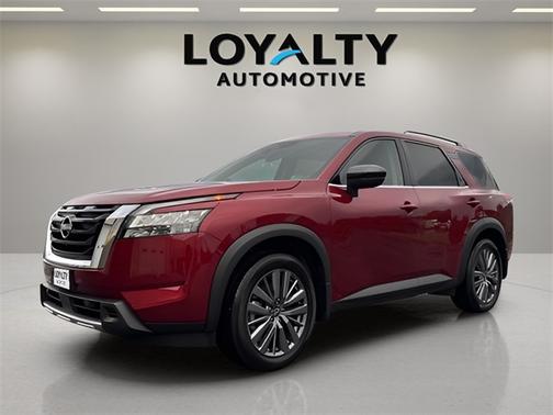 2025 Nissan Pathfinder SL