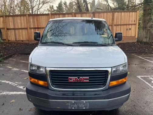 2018 GMC Savana 2500 Work Van