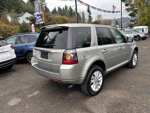 2013 Land Rover LR2 Sport Utility 4D