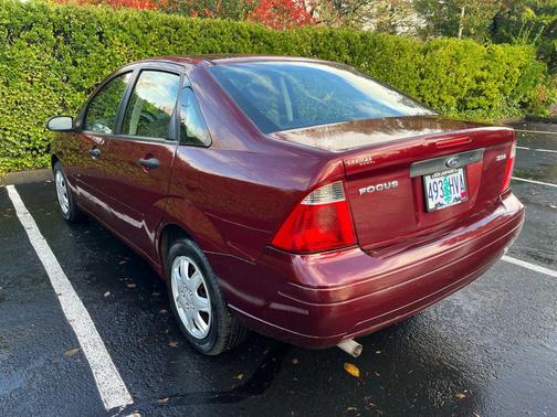 2006 Ford Focus ZX4 S