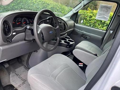2007 Ford E150 Base