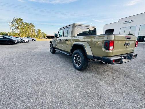Sahara Beige 2026 Jeep Gladiator Sport