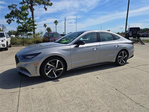 2023 Hyundai SONATA SEL Plus