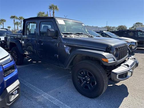 2024 Jeep Gladiator Sport