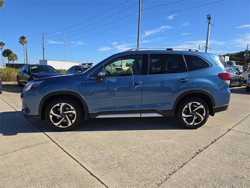 2023 Subaru Forester Touring